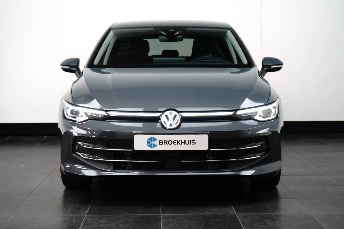 1.5 eHybrid 204PK Style Edition | ACC | Elektrische stoelen met geheugen | Navigatie | Head-up display | Stoelverwarming voor | Wegklapbare trekhaak | Massage functie | VERLENGDE GARANTIE