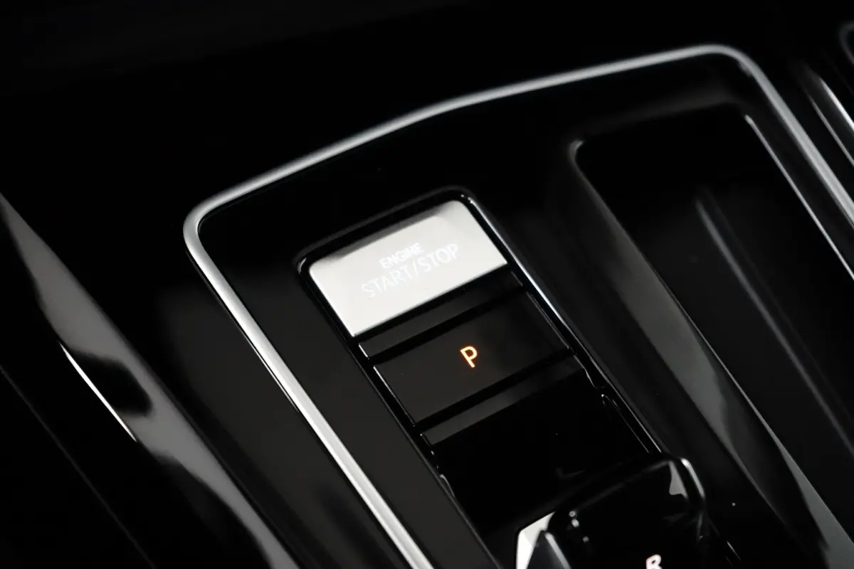 1.5 eHybrid 204PK Style Edition | ACC | Elektrische stoelen met geheugen | Navigatie | Head-up display | Stoelverwarming voor | Wegklapbare trekhaak | Massage functie | VERLENGDE GARANTIE
