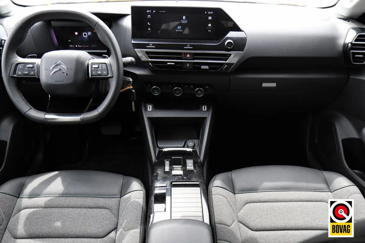 1.2 Puretech Feel |LED|CRUISE|CARPLAY|CAMERA|STOELVERW.|