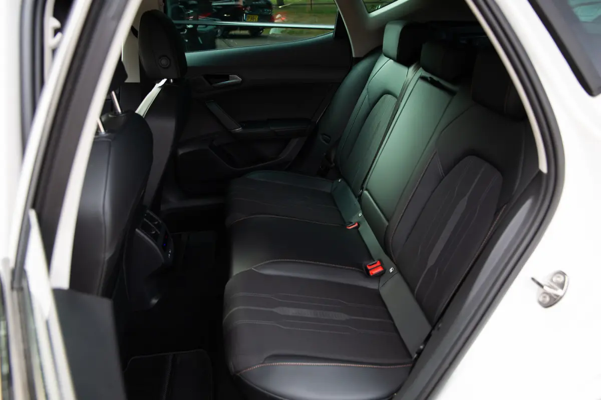 1.4 e-Hybrid Business , Adap. cruise, Stuurverwarming,