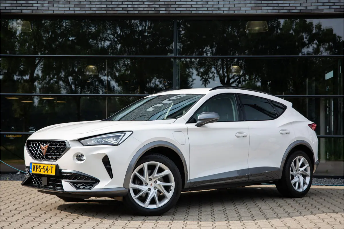 1.4 e-Hybrid Business , Adap. cruise, Stuurverwarming,