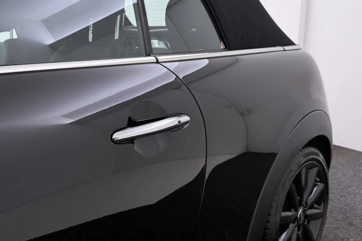 2.0 S Serious Business | Keyless Entry/Start | Leer | Sportstoelen | Org NL | Breed Navi |