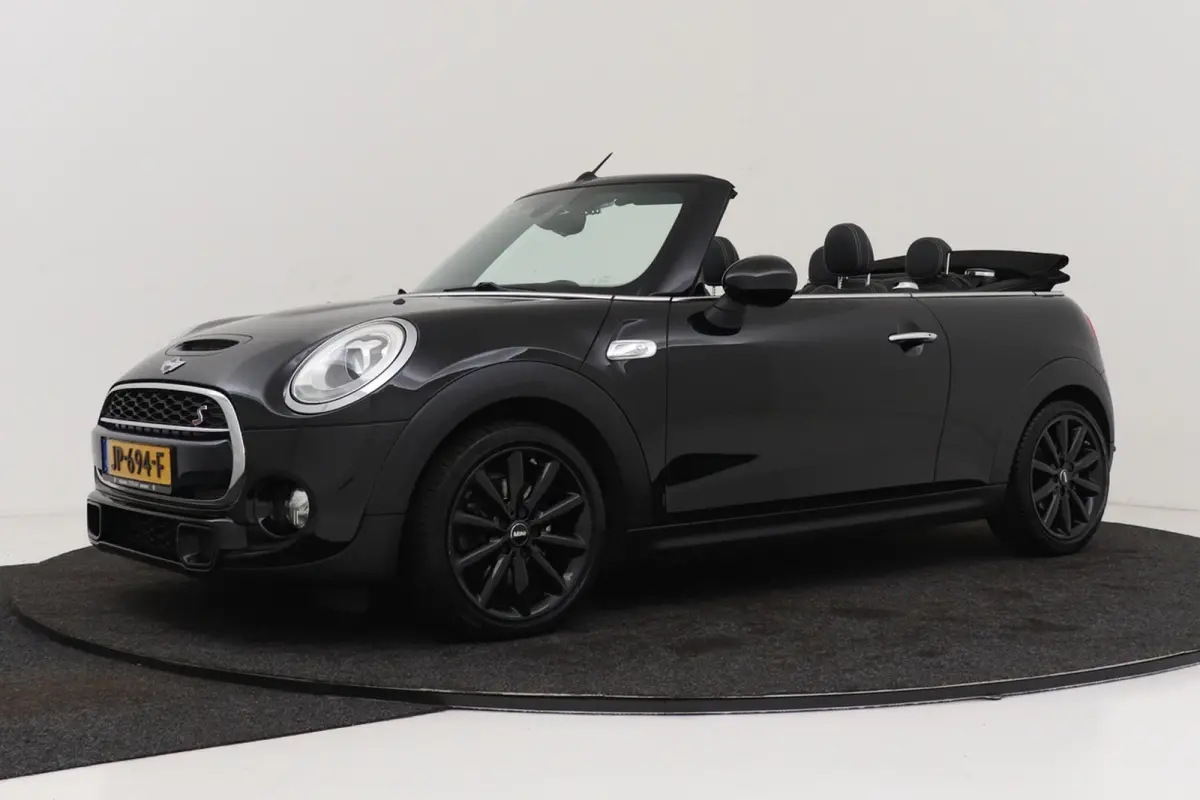 2.0 S Serious Business | Keyless Entry/Start | Leer | Sportstoelen | Org NL | Breed Navi |