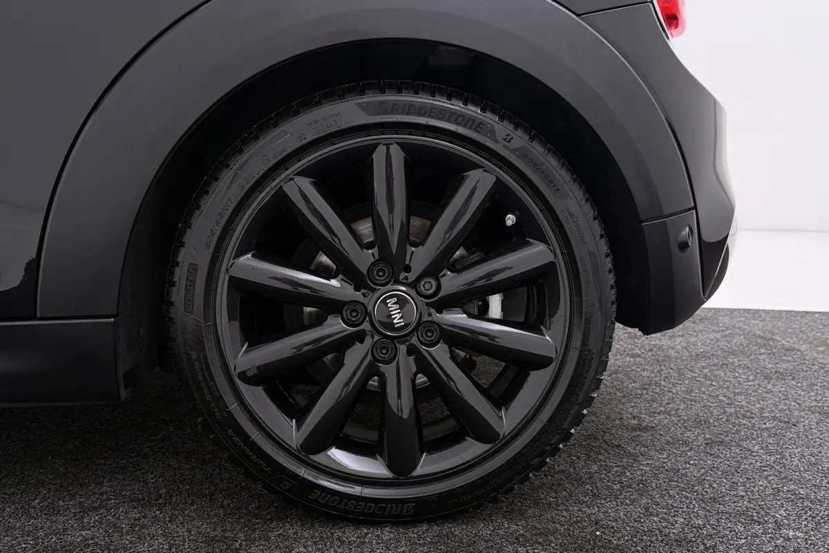 2.0 S Serious Business | Keyless Entry/Start | Leer | Sportstoelen | Org NL | Breed Navi |