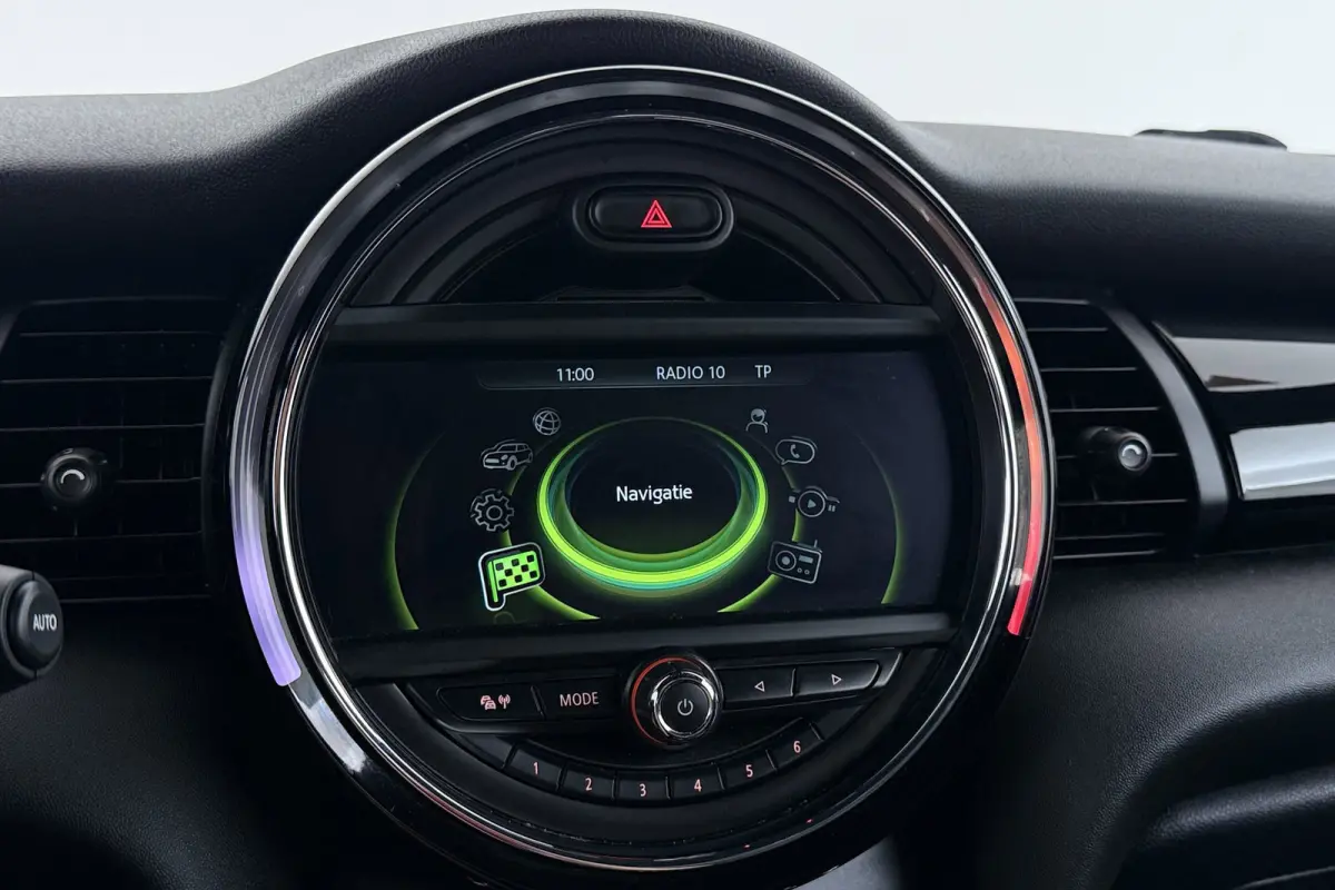 2.0 S Serious Business | Keyless Entry/Start | Leer | Sportstoelen | Org NL | Breed Navi |