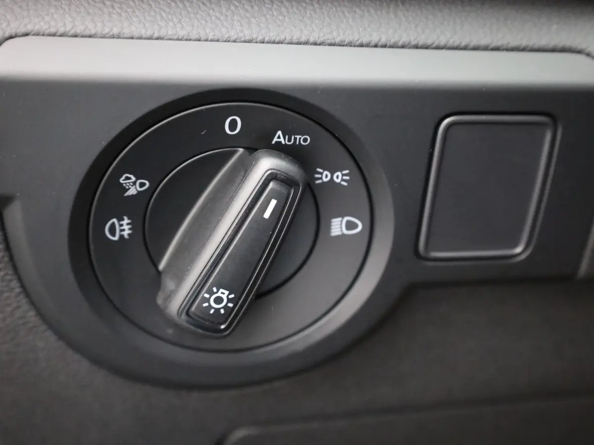 1.0 TSI 116Pk Life Edition | IQ light | Keyless | Camera | Stoelverw. | Prijs Rijklaar!!