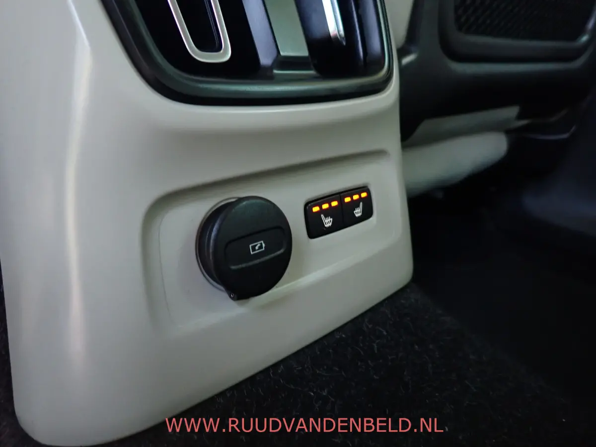 T5 SPORTLEER / STOEL + STUURVERWARMING / MEMORY