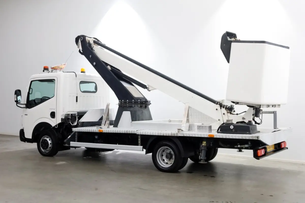 3.0 DCI 130pk E6 Hoogwerker Werkhoogte 14.5 meter PTO 08-2019