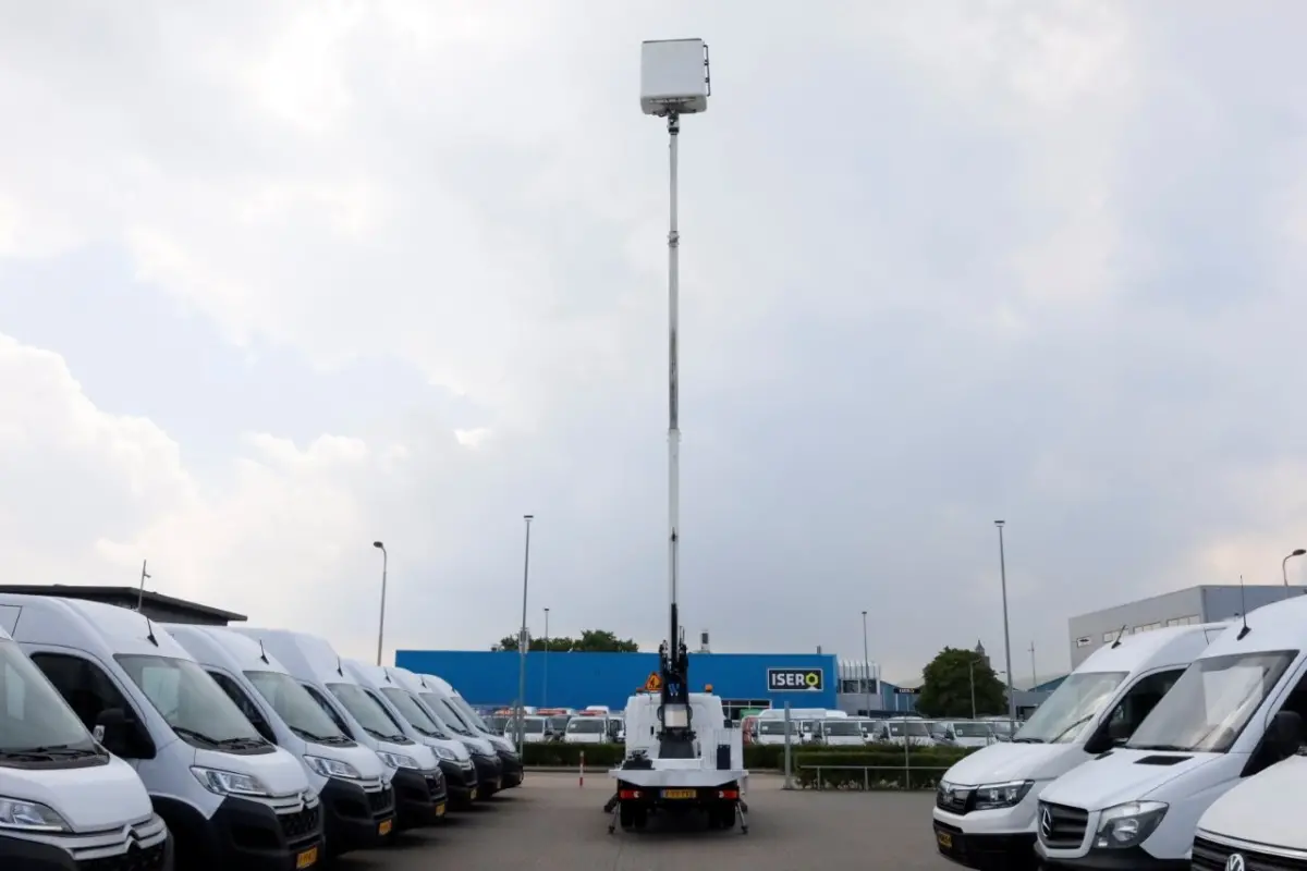 3.0 DCI 130pk E6 Hoogwerker Werkhoogte 14.5 meter PTO 08-2019