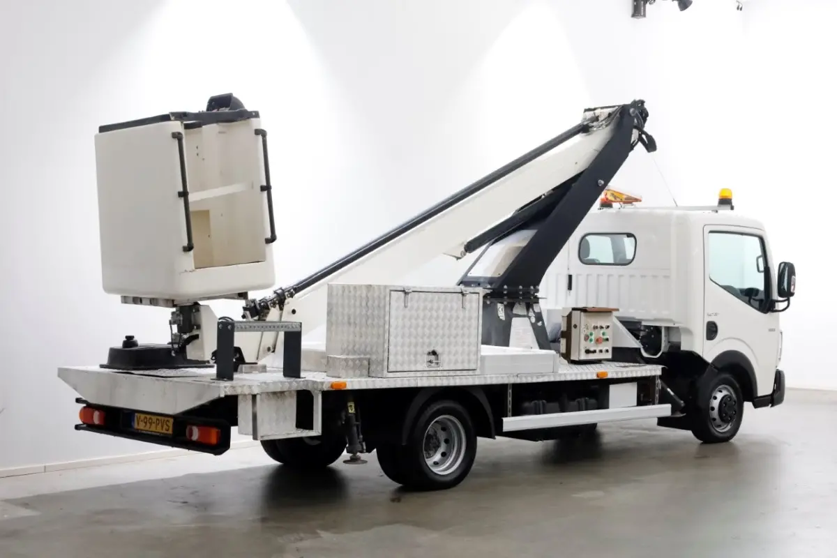 3.0 DCI 130pk E6 Hoogwerker Werkhoogte 14.5 meter PTO 08-2019