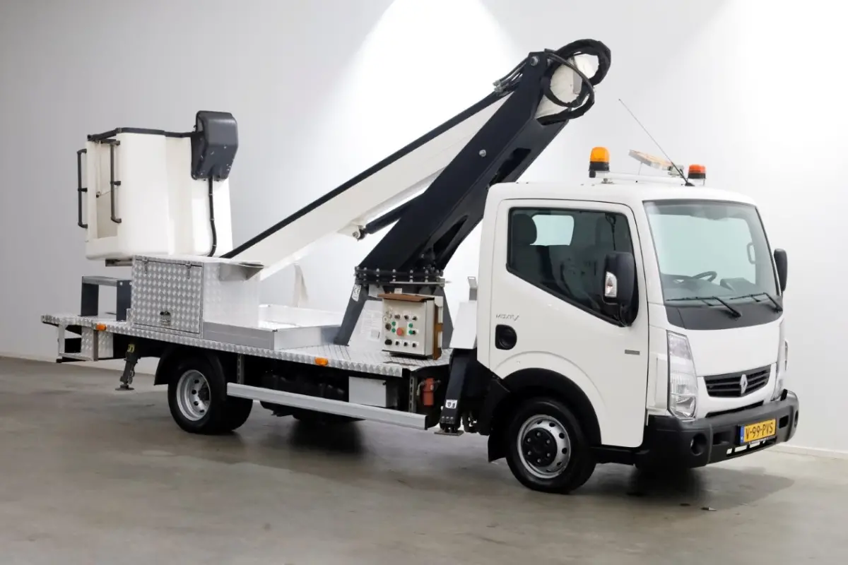 3.0 DCI 130pk E6 Hoogwerker Werkhoogte 14.5 meter PTO 08-2019