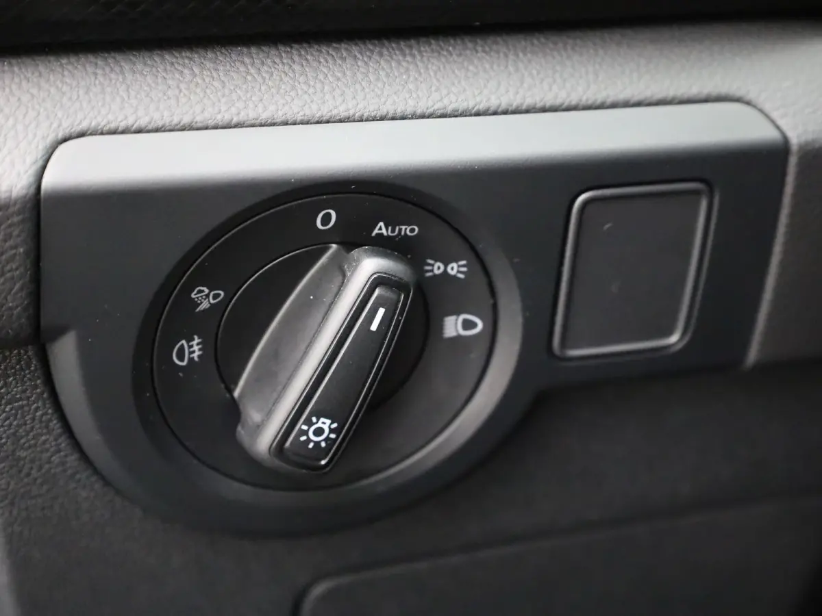 1.0 TSI 116Pk Life Edition | IQ light | Keyless | Camera | Stoelverw. | Prijs Rijklaar!!