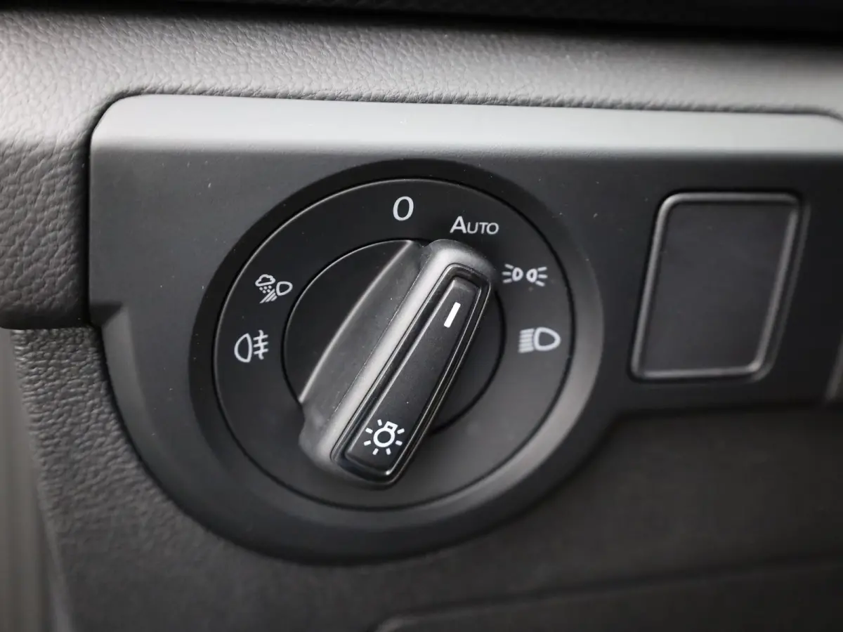 1.0 TSI 116Pk Life Edition | IQ light | Keyless | Camera | Stoelverw. | Prijs Rijklaar!!