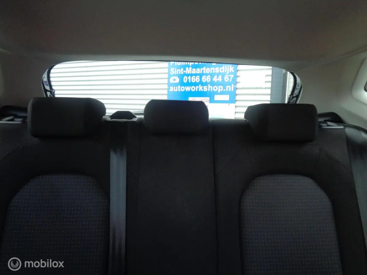 1.0 MPI Style/Airco Ecc/LED/Lm velgen/PDC/Apple Carplay/Full Link