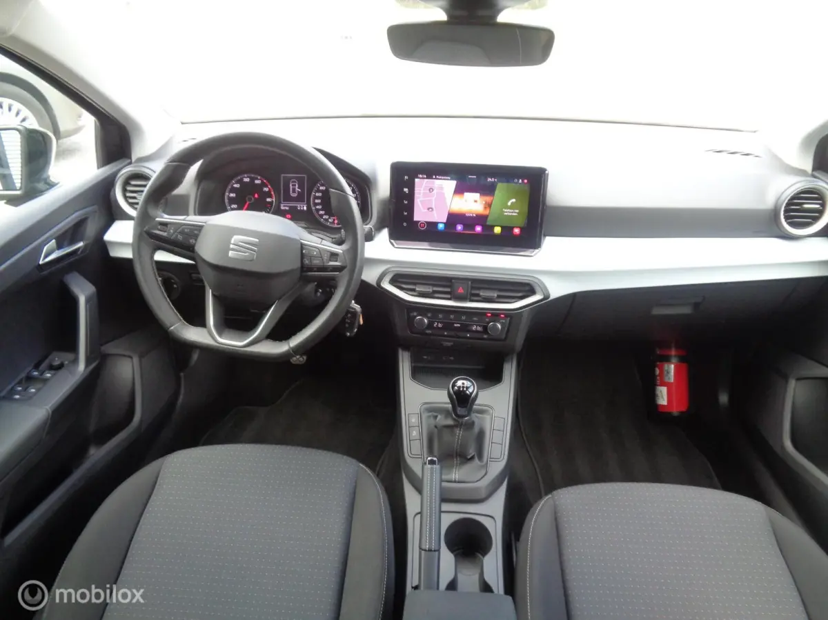 1.0 MPI Style/Airco Ecc/LED/Lm velgen/PDC/Apple Carplay/Full Link