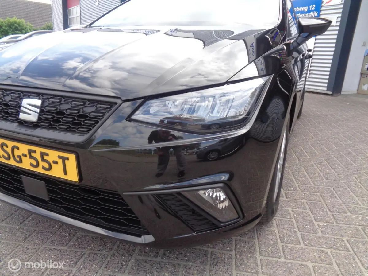 1.0 MPI Style/Airco Ecc/LED/Lm velgen/PDC/Apple Carplay/Full Link