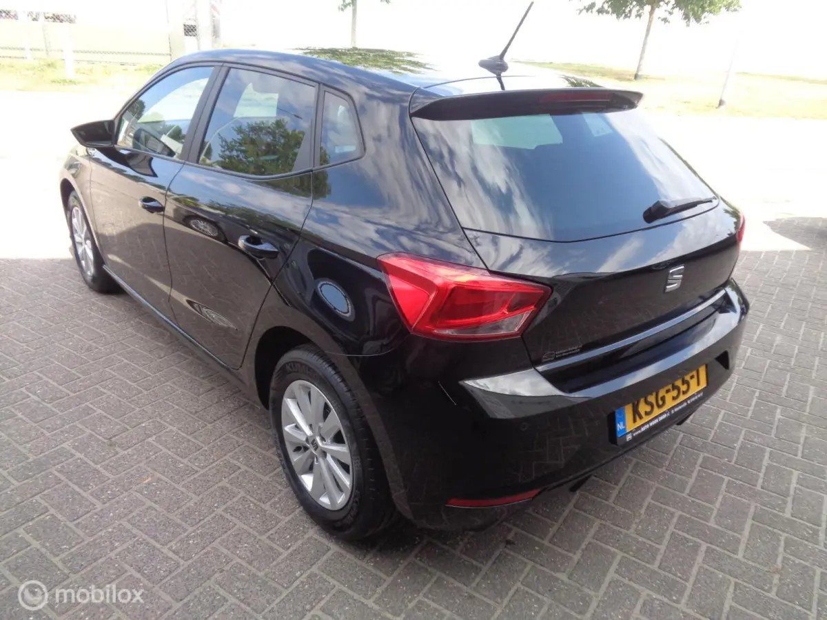 1.0 MPI Style/Airco Ecc/LED/Lm velgen/PDC/Apple Carplay/Full Link