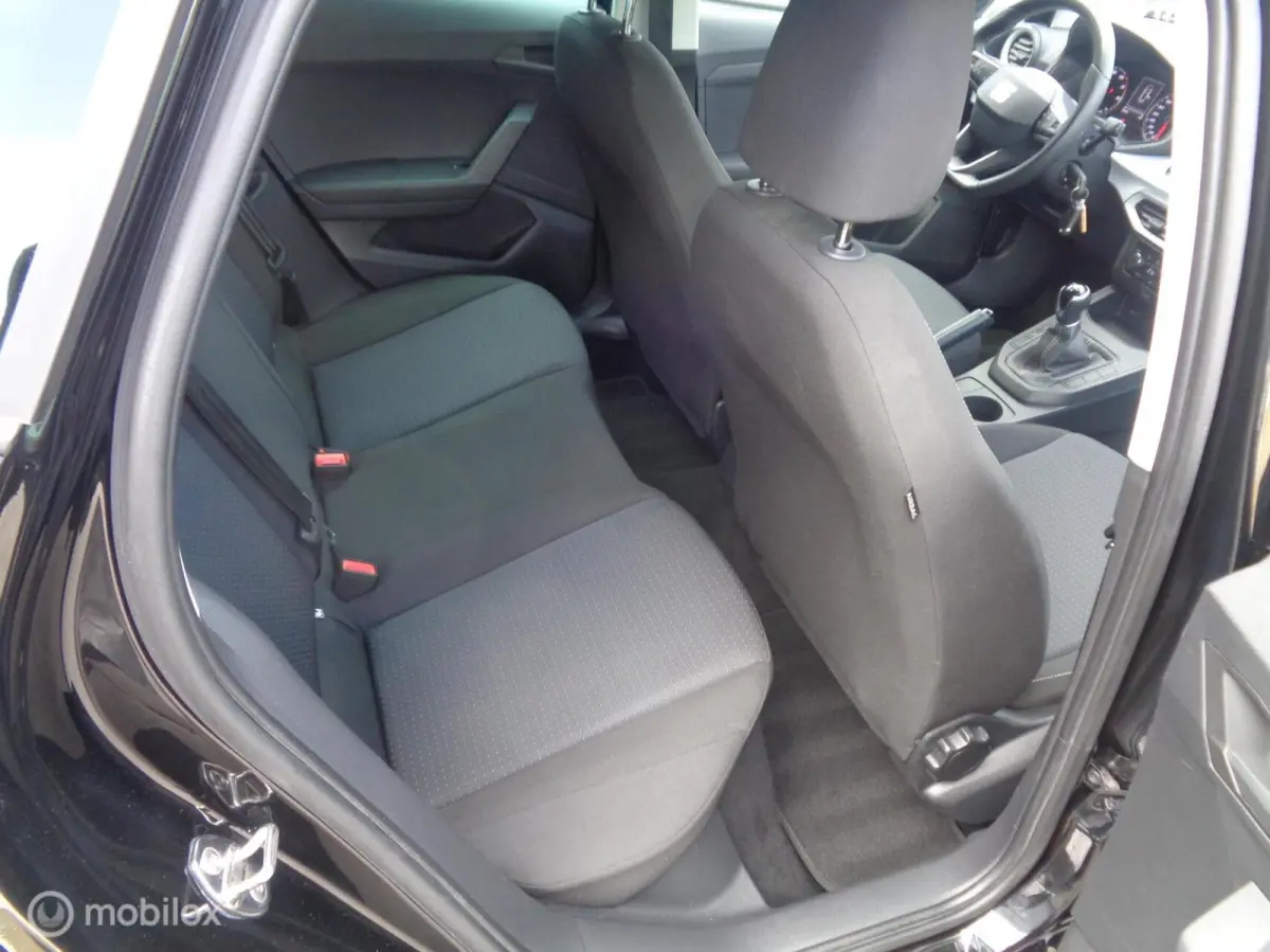 1.0 MPI Style/Airco Ecc/LED/Lm velgen/PDC/Apple Carplay/Full Link