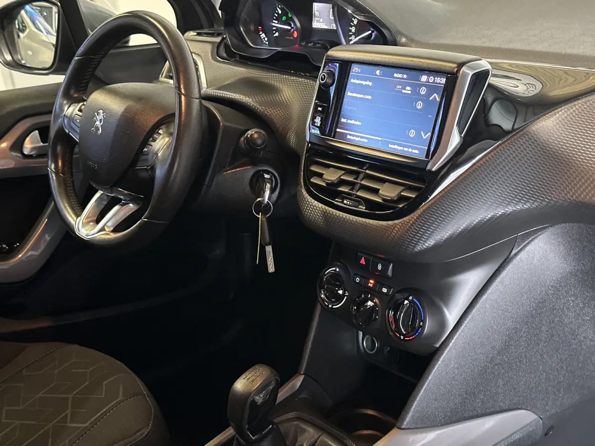 1.2 PureTech Active Nieuw Distributieriem | Navigatie | Airco | Nieuw apk