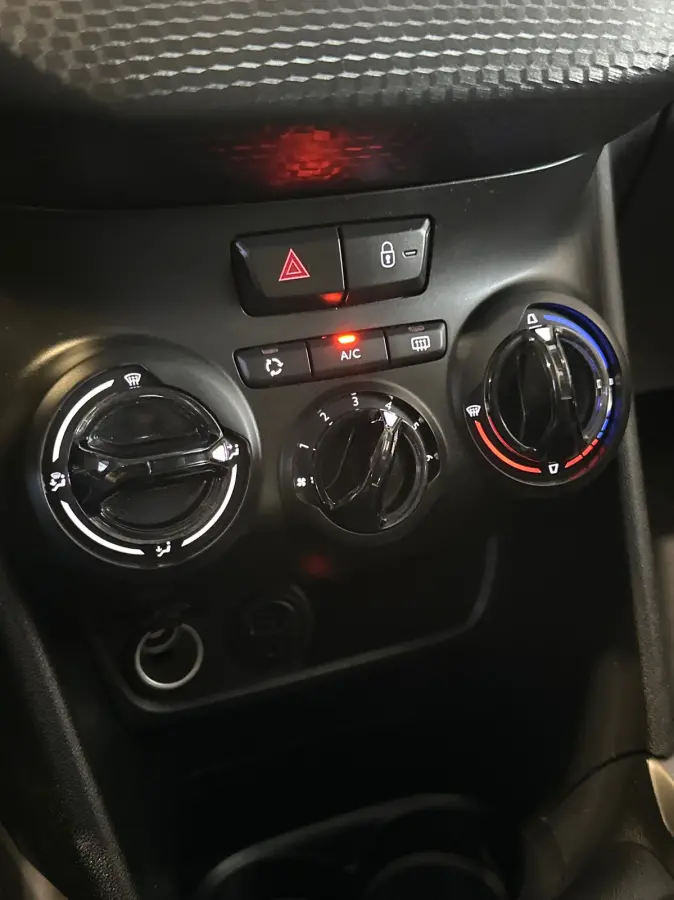 1.2 PureTech Active Nieuw Distributieriem | Navigatie | Airco | Nieuw apk