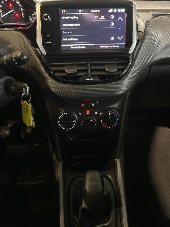 1.2 PureTech Active Nieuw Distributieriem | Navigatie | Airco | Nieuw apk