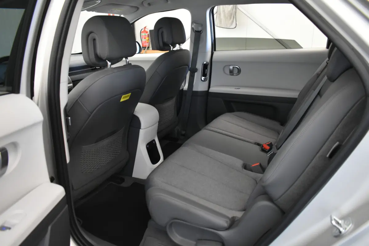 Connect+ 77.4 kWh Vol Leder W-pomp SOH 99% Camera El aKlep + Stoelen Winterpack