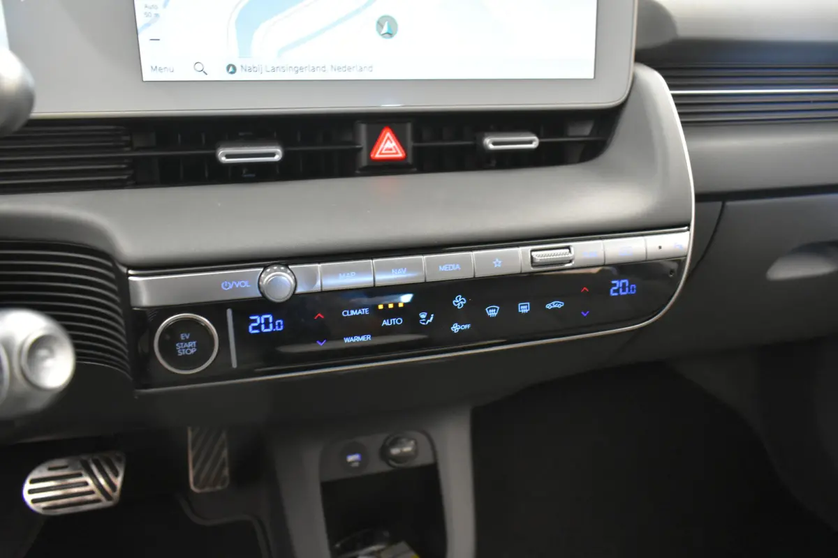 Connect+ 77.4 kWh Vol Leder W-pomp SOH 99% Camera El aKlep + Stoelen Winterpack