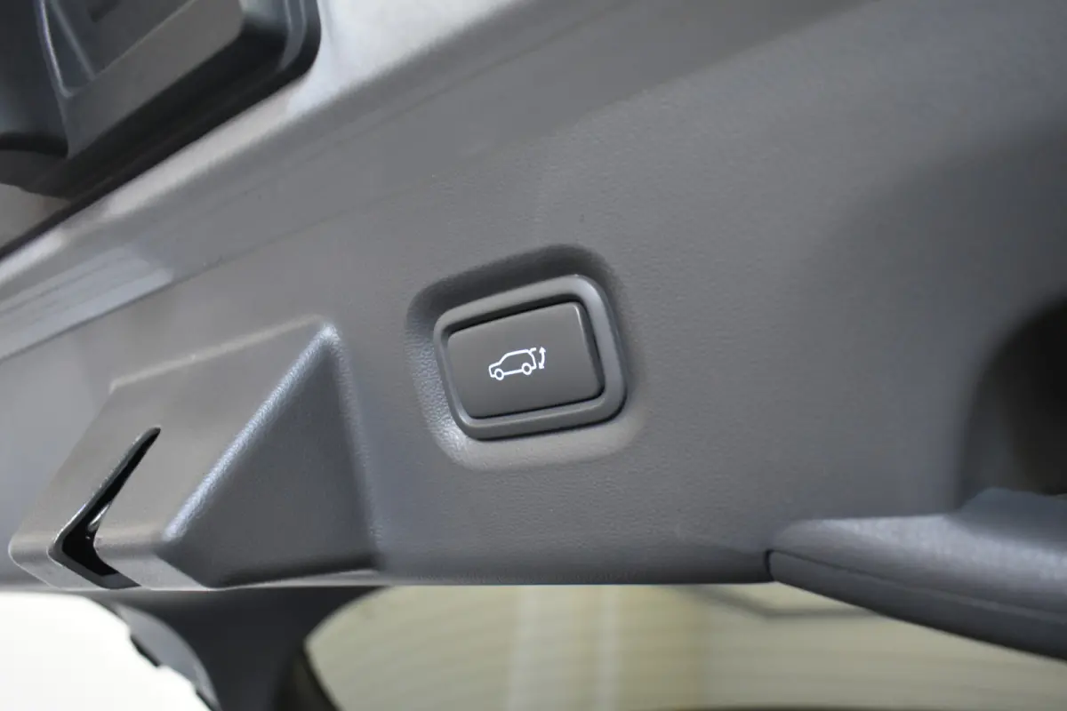 Connect+ 77.4 kWh Vol Leder W-pomp SOH 99% Camera El aKlep + Stoelen Winterpack