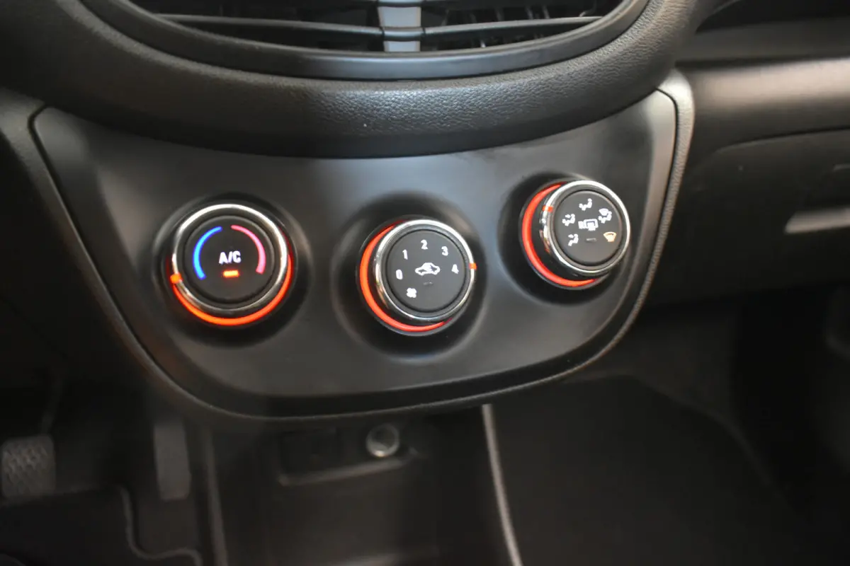 1.0 ecoFLEX Edition Cruisecontrol Airco