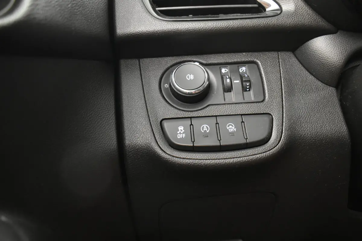 1.0 ecoFLEX Edition Cruisecontrol Airco