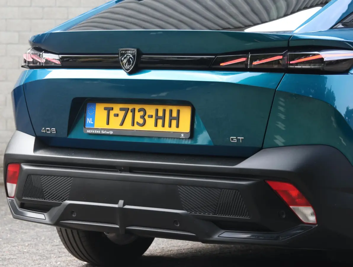 1.2 PureTech GT 130 EAT8 | Focal Hifi | Lederen bekleding | Rondom camera | Elektrisch bedienbare achterklep