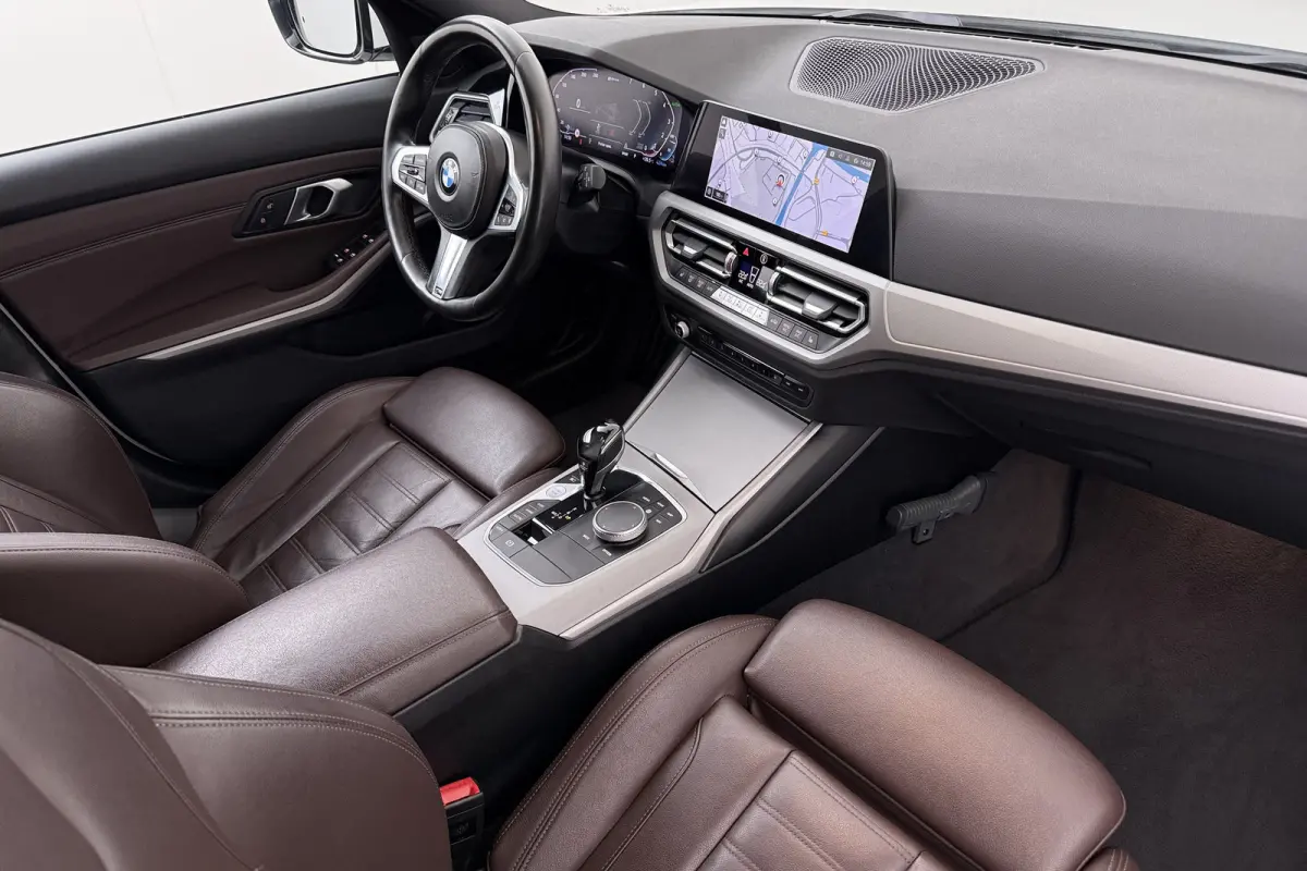 330e M-Sport Pano-dak Camera Leder Elek.Trekhaak Hifi-Sound