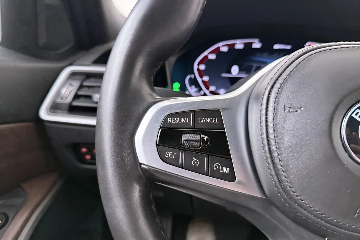 330e M-Sport Pano-dak Camera Leder Elek.Trekhaak Hifi-Sound