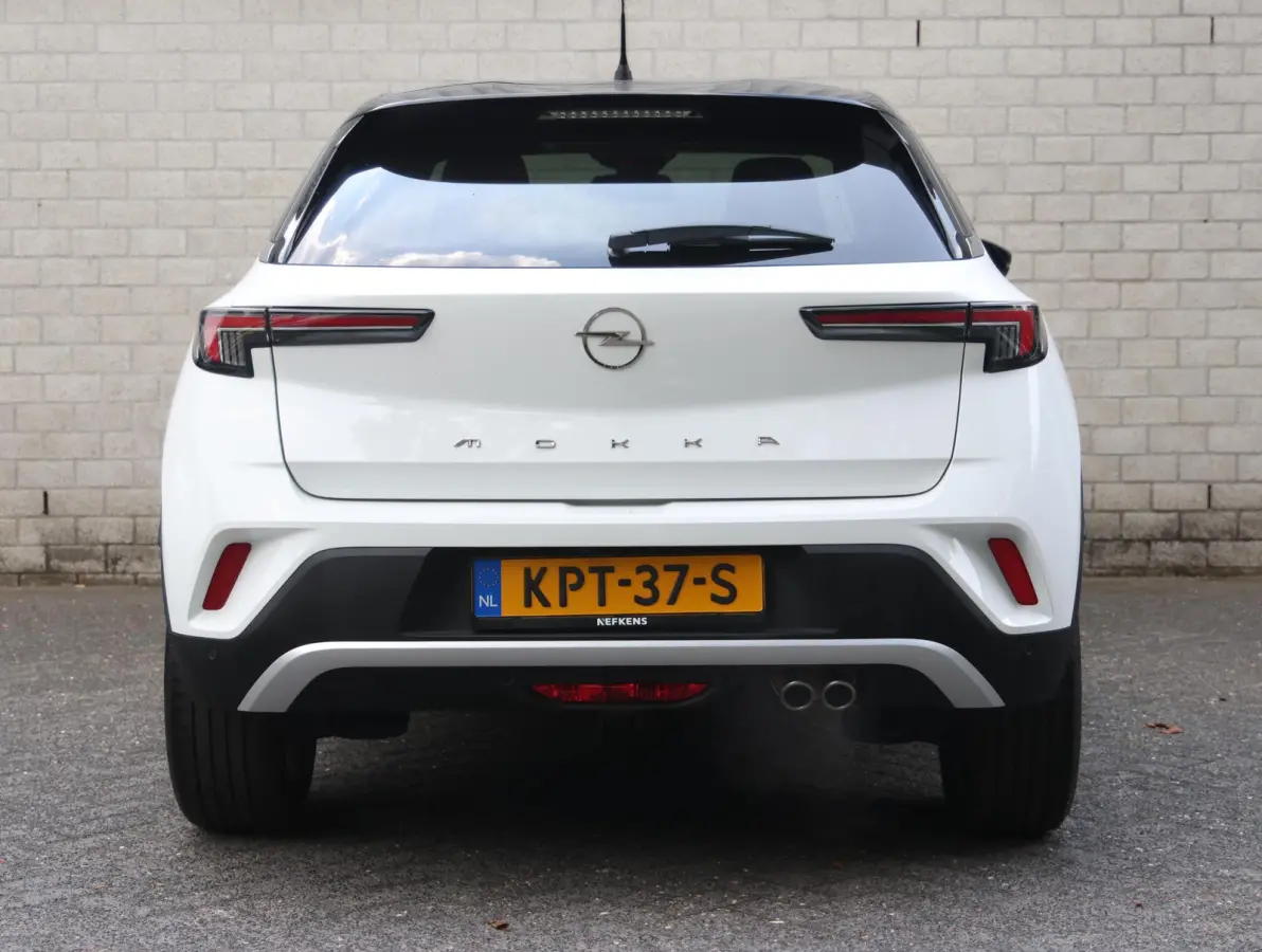 1.2 130pk Automaat Ultimate | Stoelen met alcantara bekleding en massage functie | Verwarmde stoelen en stuur | Camera