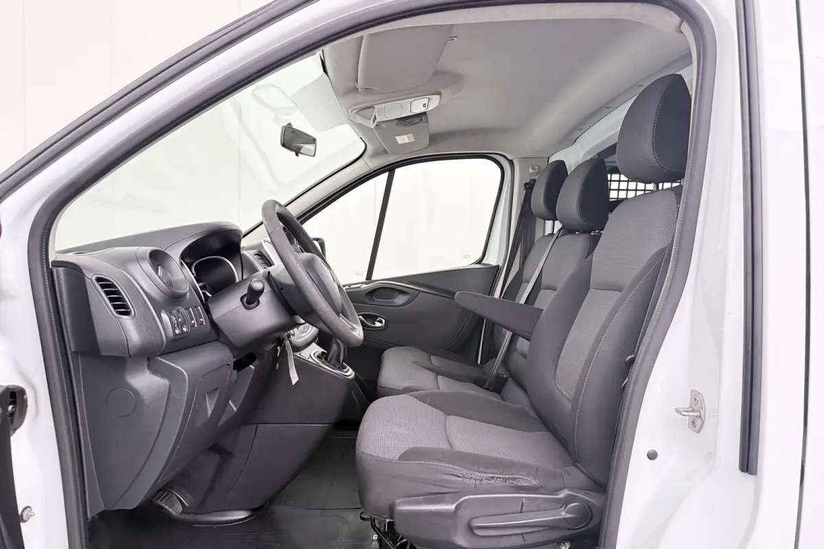 2.0 Aut. dCi 145 T29 L1H1 Comfort Houtenvloer Schuifdeur L+R Cruise