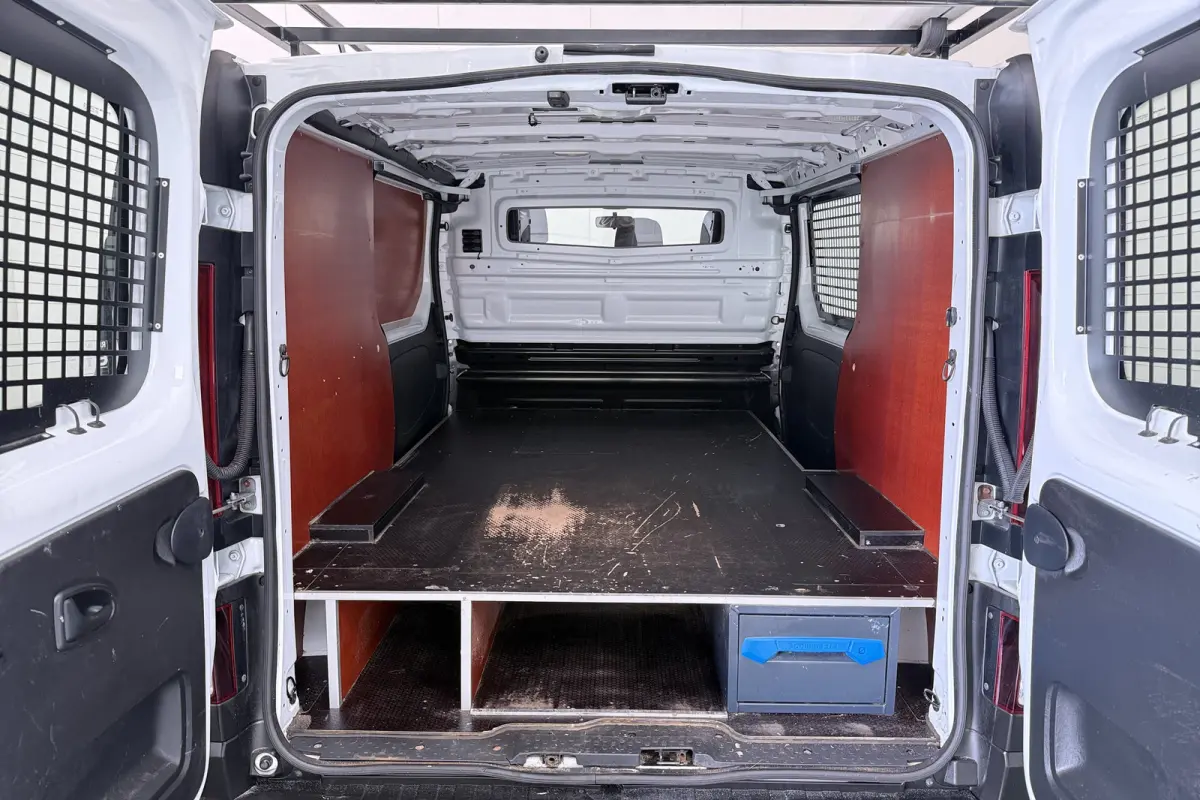 2.0 Aut. dCi 145 T29 L1H1 Comfort Houtenvloer Schuifdeur L+R Cruise