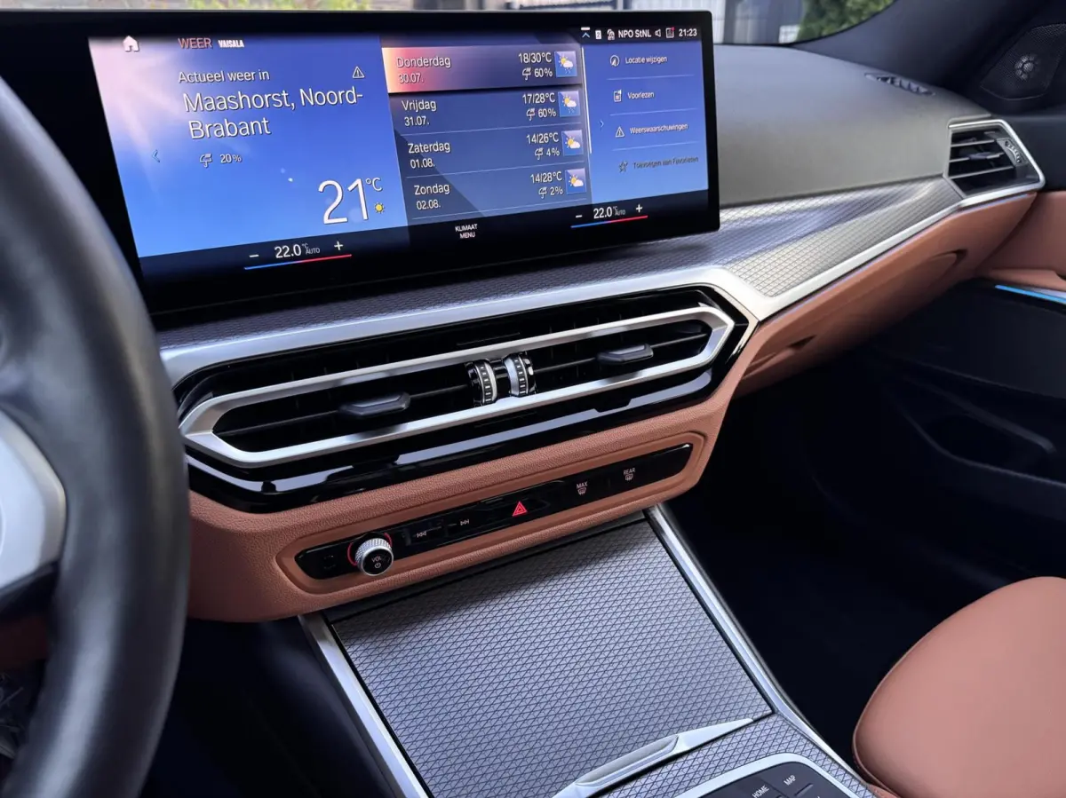 318i M Sport Brooklyn Grau Pano H/K Hud 360° 1e Eigenaar