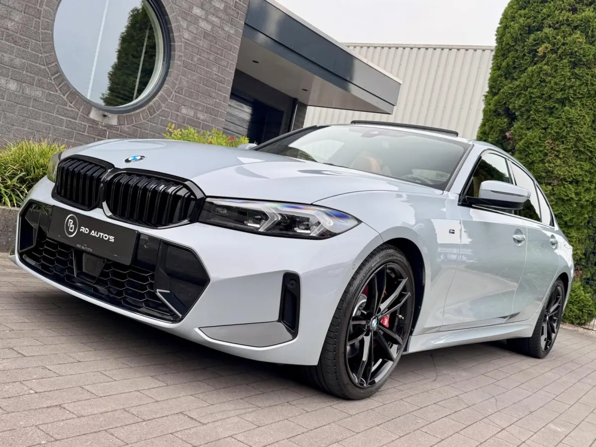318i M Sport Brooklyn Grau Pano H/K Hud 360° 1e Eigenaar