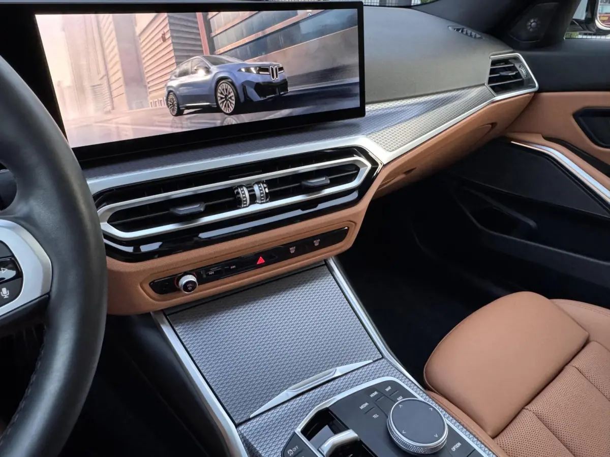 318i M Sport Brooklyn Grau Pano H/K Hud 360° 1e Eigenaar