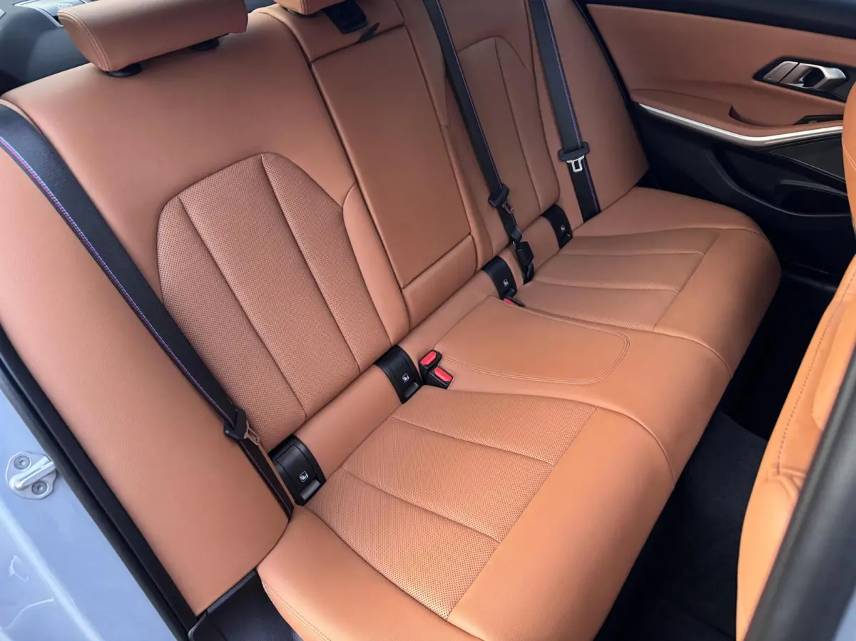 318i M Sport Brooklyn Grau Pano H/K Hud 360° 1e Eigenaar