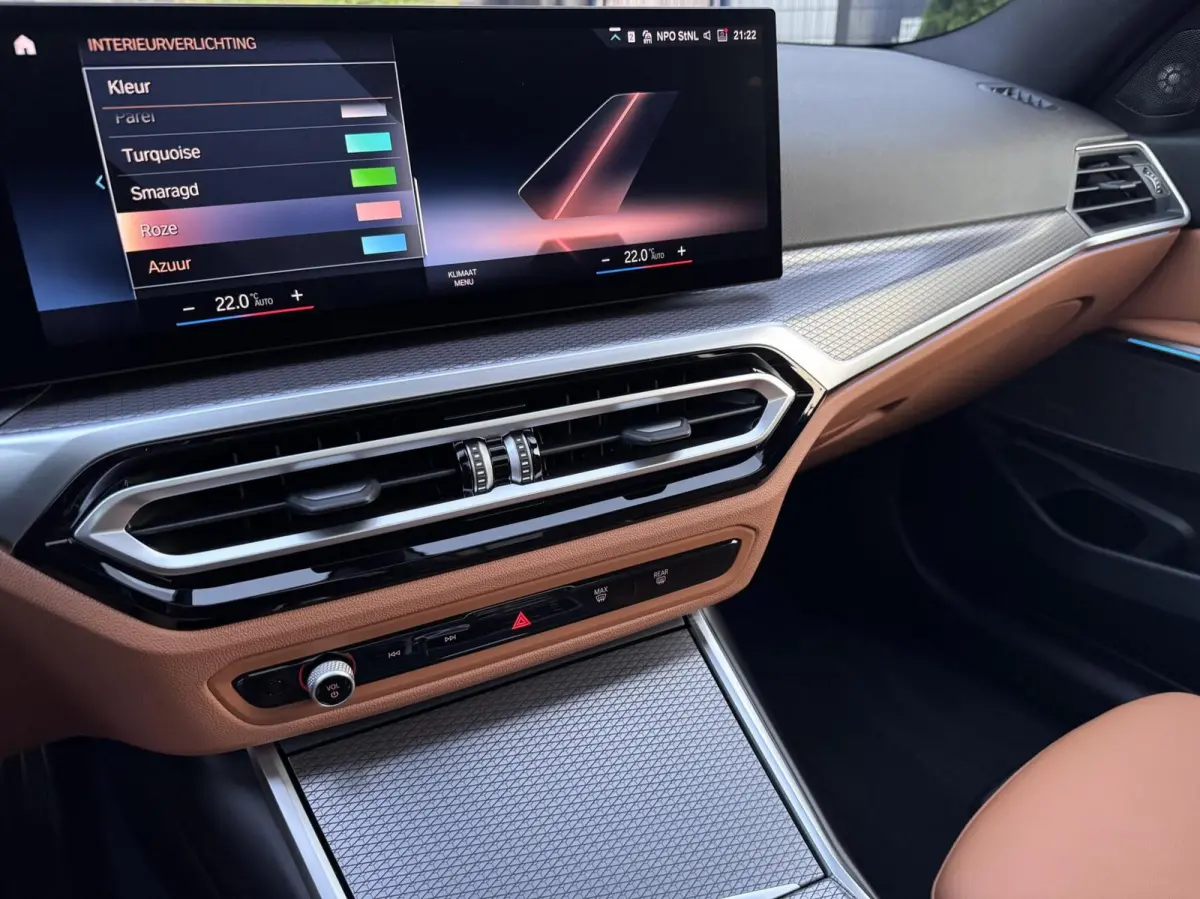 318i M Sport Brooklyn Grau Pano H/K Hud 360° 1e Eigenaar