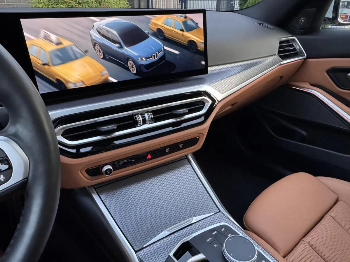 318i M Sport Brooklyn Grau Pano H/K Hud 360° 1e Eigenaar