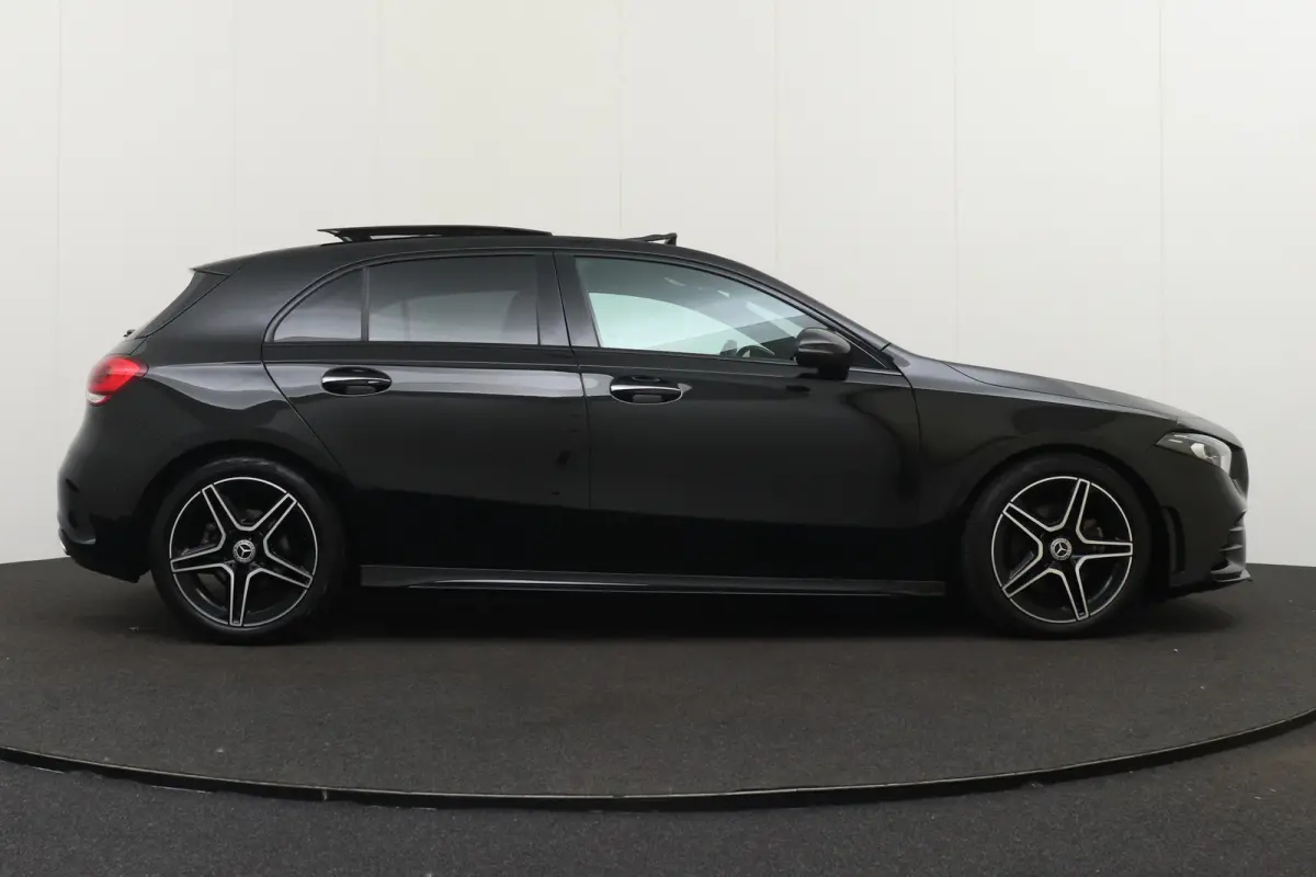 180 Aut. Business Solution AMG Pano-dak Sfeerverlichting Stoelverw.