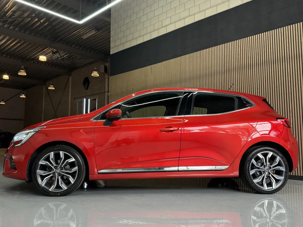 1.0 TCe 100pk Edition One | Groot Navi | Bose | 17" | Camera | Stoel & Stuur verwarming | Carplay | 100 % Dealer onderhouden!