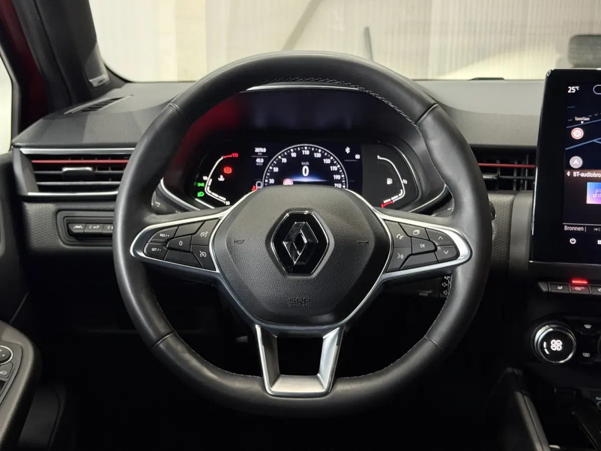 1.0 TCe 100pk Edition One | Groot Navi | Bose | 17" | Camera | Stoel & Stuur verwarming | Carplay | 100 % Dealer onderhouden!