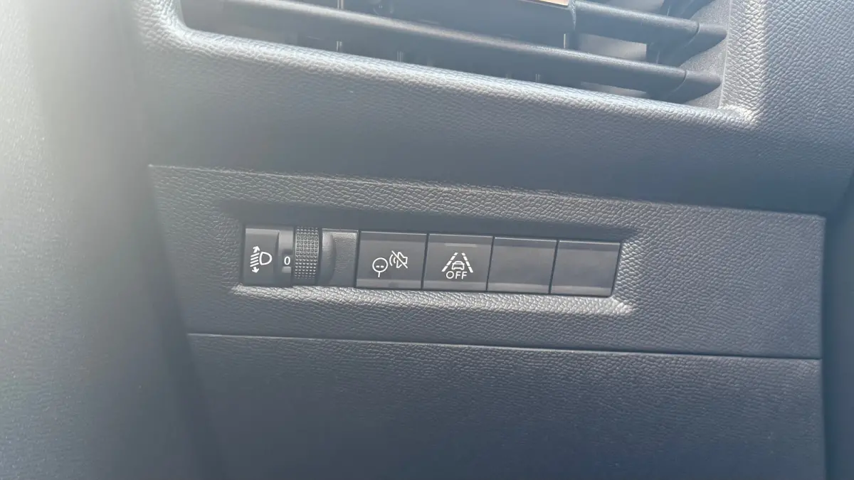 44KWH 113PK GS AUTOMAAT NAVI / CLIMA / LED / PDC / 17" LMV / CAMERA / WINTERPAKKET / BLUETOOTH / CRUISECONTROL / NIEUWSTAAT !!