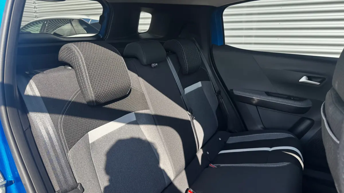 44KWH 113PK GS AUTOMAAT NAVI / CLIMA / LED / PDC / 17" LMV / CAMERA / WINTERPAKKET / BLUETOOTH / CRUISECONTROL / NIEUWSTAAT !!