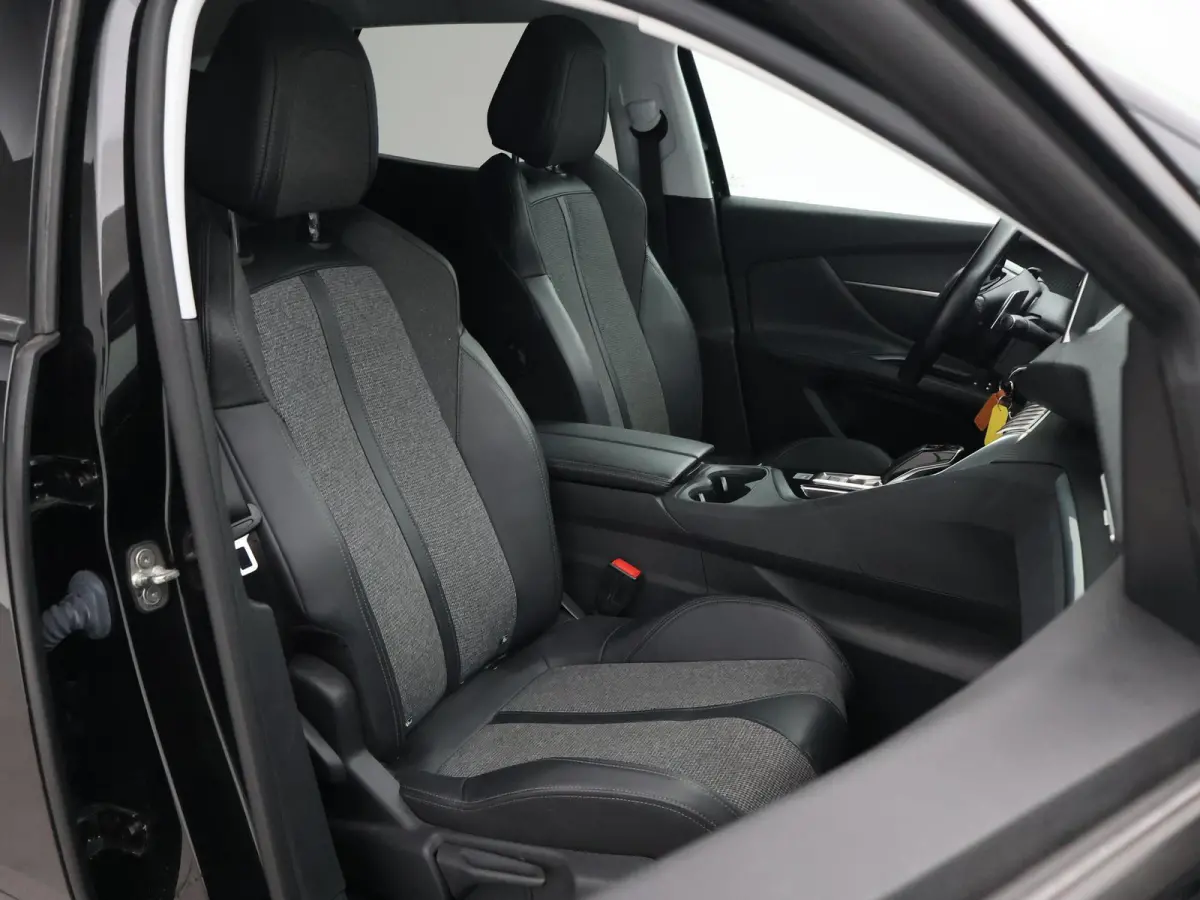 1.2 PT 130 PK AUT. + TREKHAAK | STOELVERWARMING | APPLE CARPLAY |