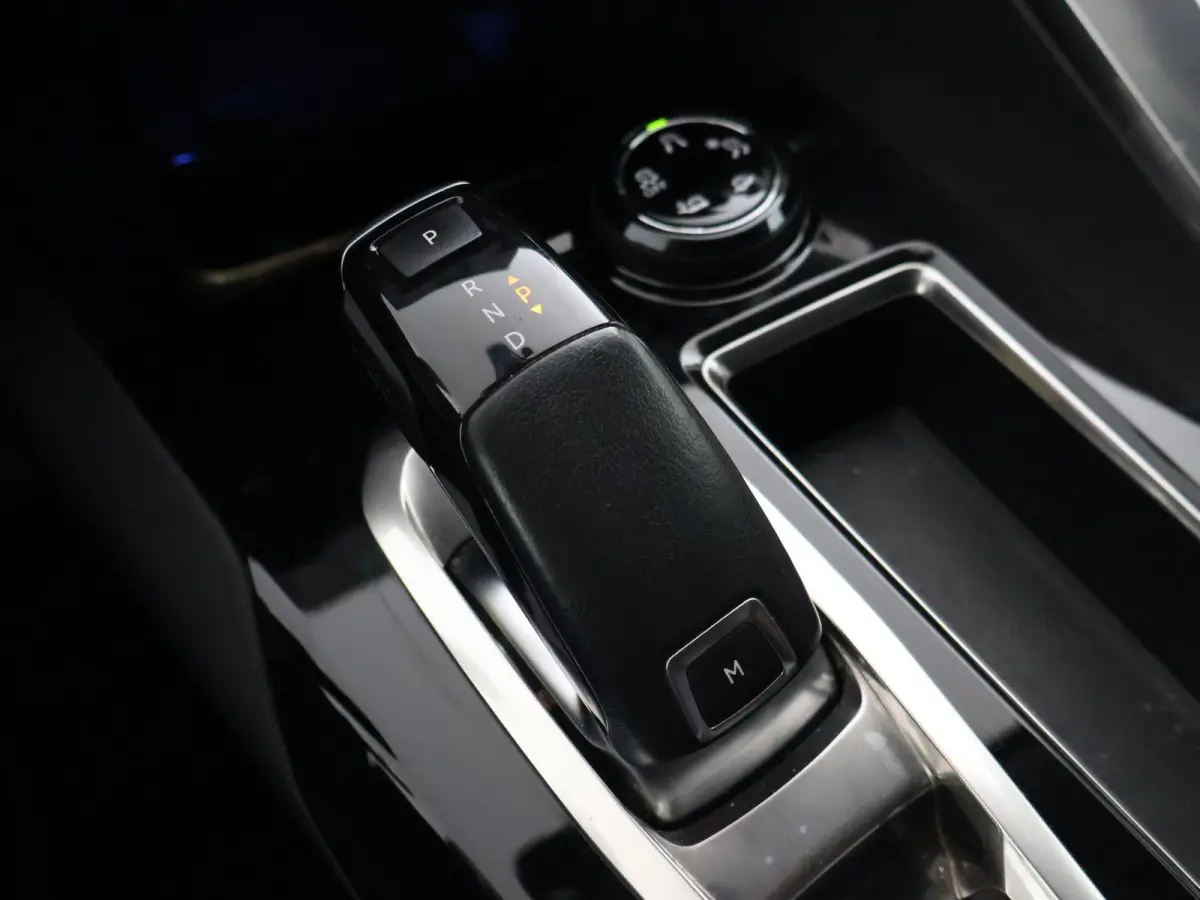 1.2 PT 130 PK AUT. + TREKHAAK | STOELVERWARMING | APPLE CARPLAY |