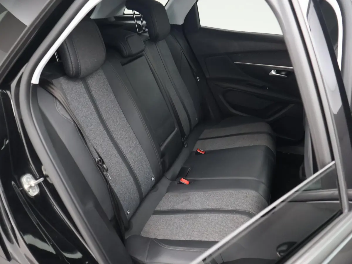 1.2 PT 130 PK AUT. + TREKHAAK | STOELVERWARMING | APPLE CARPLAY |
